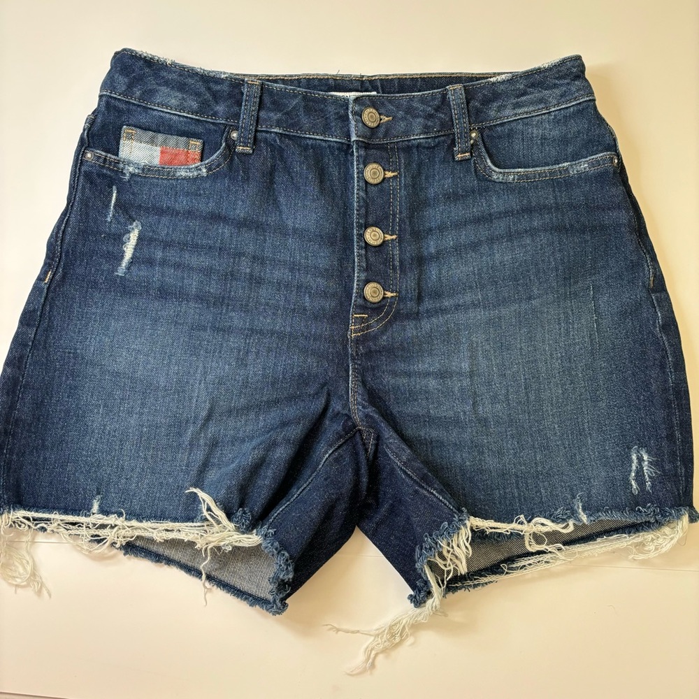 Tommy High Rise Mom Shorts size 6 waist 28